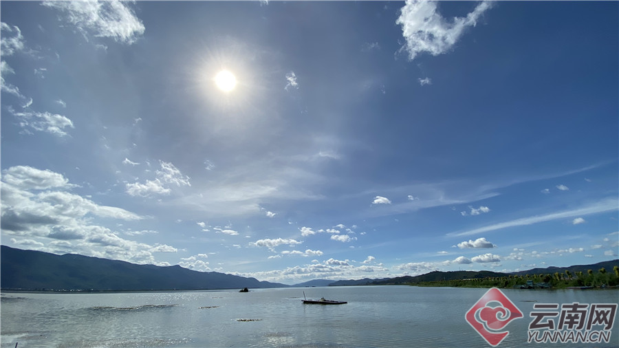 云南旅游景点 - 异龙湖水质持续改善如期达标