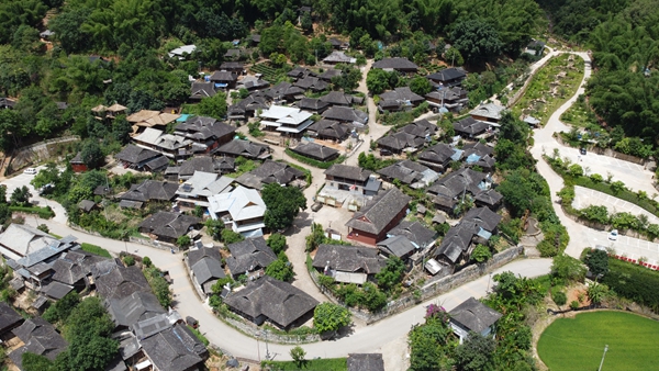 云南旅游景点 - 普洱市澜沧县酒井乡老达保村：彰显拉祜风情 打造音乐小镇