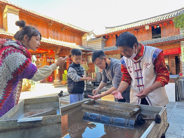 云南旅行社 - “有一种叫云南的生活”——东巴文化魅力无穷、植物王国美不胜收